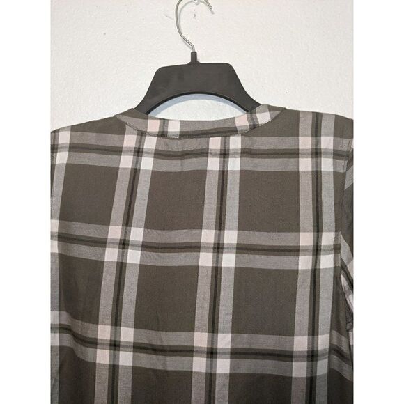 C&C California Womans Plaid Short Sleeve Blouse Sz Small Button Green - Picture 13 of 13